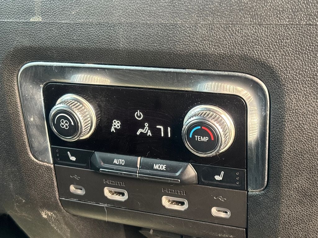 2021 GMC Yukon XL AT4