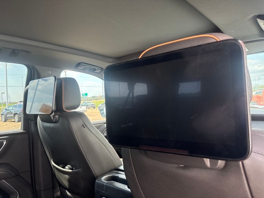 2021 GMC Yukon XL AT4