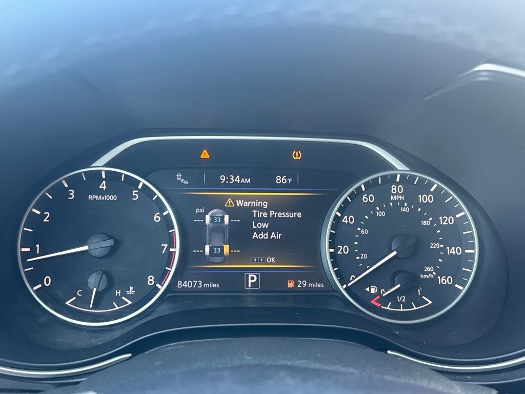 2017 Nissan Maxima SR