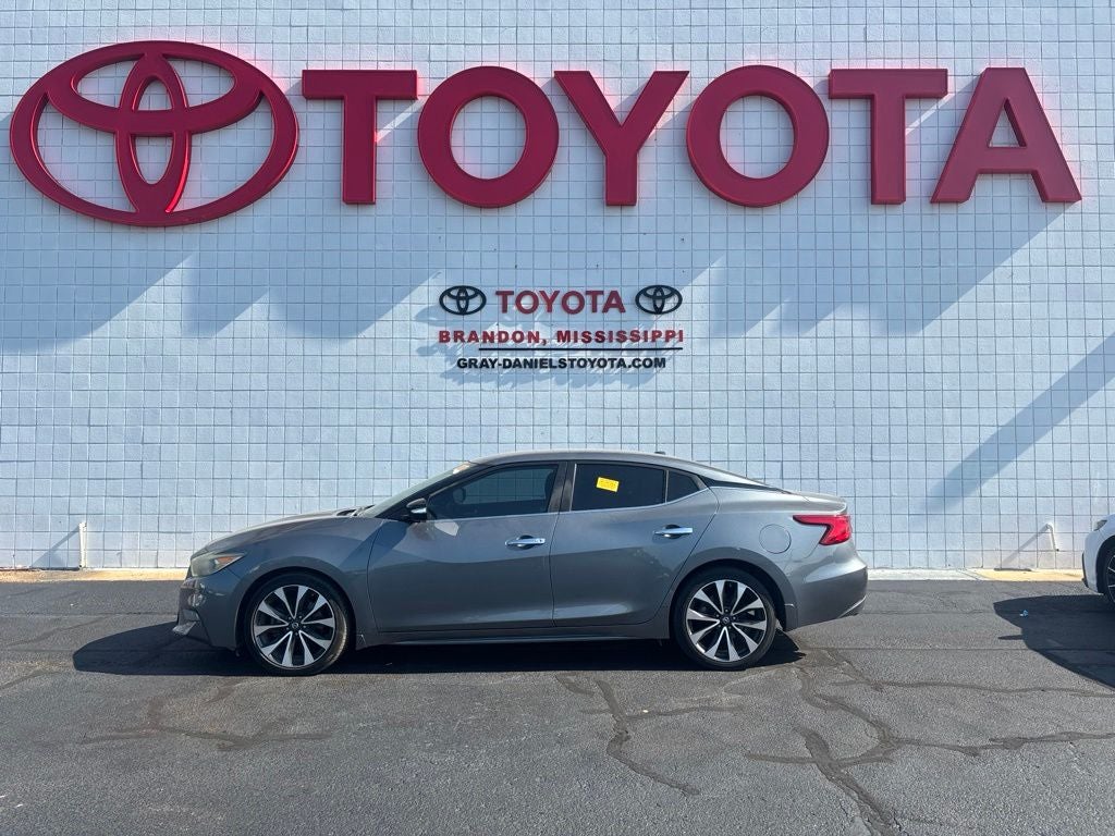 2017 Nissan Maxima SR