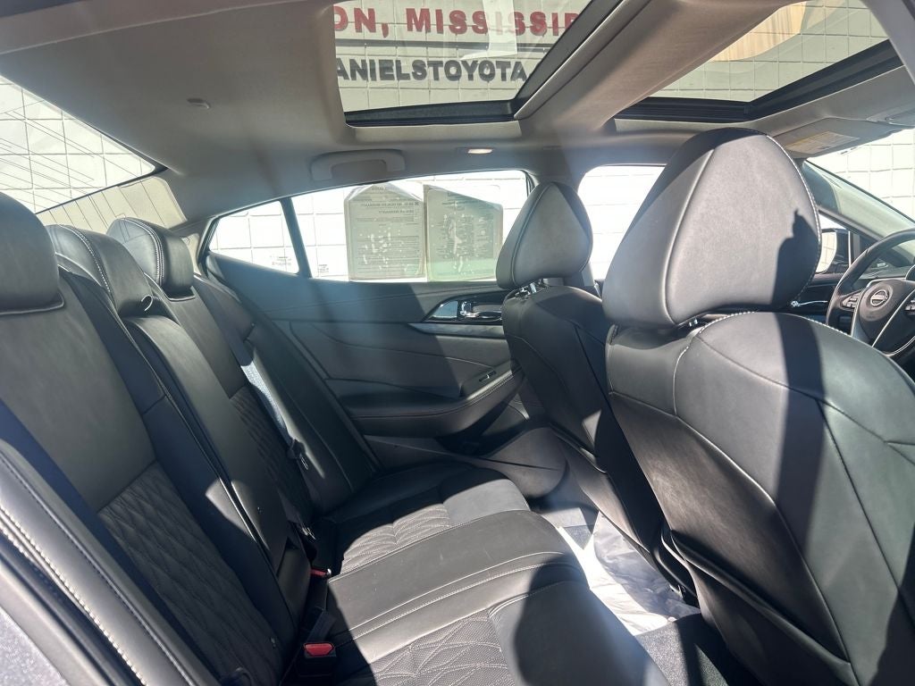 2023 Nissan Maxima Platinum