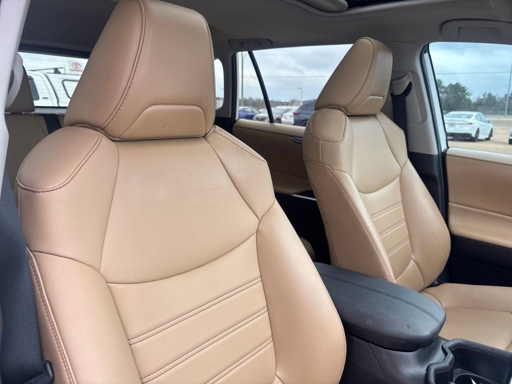 2023 Toyota RAV4 XLE Premium