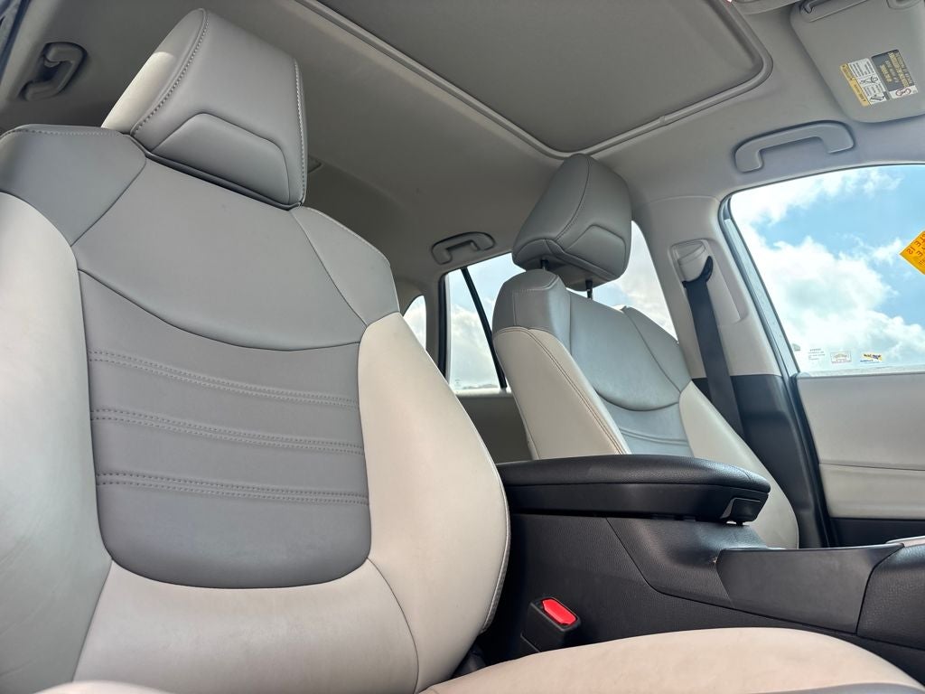2019 Toyota RAV4 XLE Premium