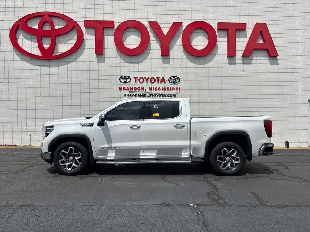 2023 GMC Sierra 1500 SLT
