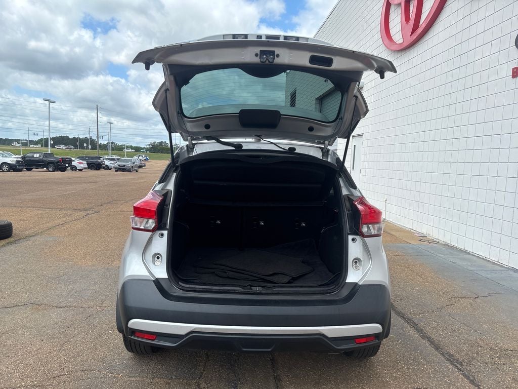 2018 Nissan Kicks SR
