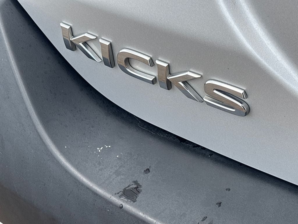 2018 Nissan Kicks SR