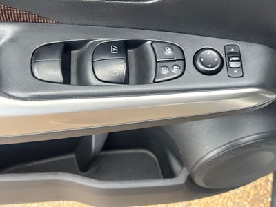 2018 Nissan Kicks SR