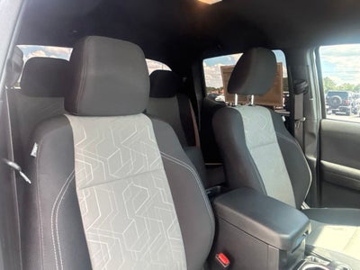 2022 Toyota Tacoma TRD Off-Road V6