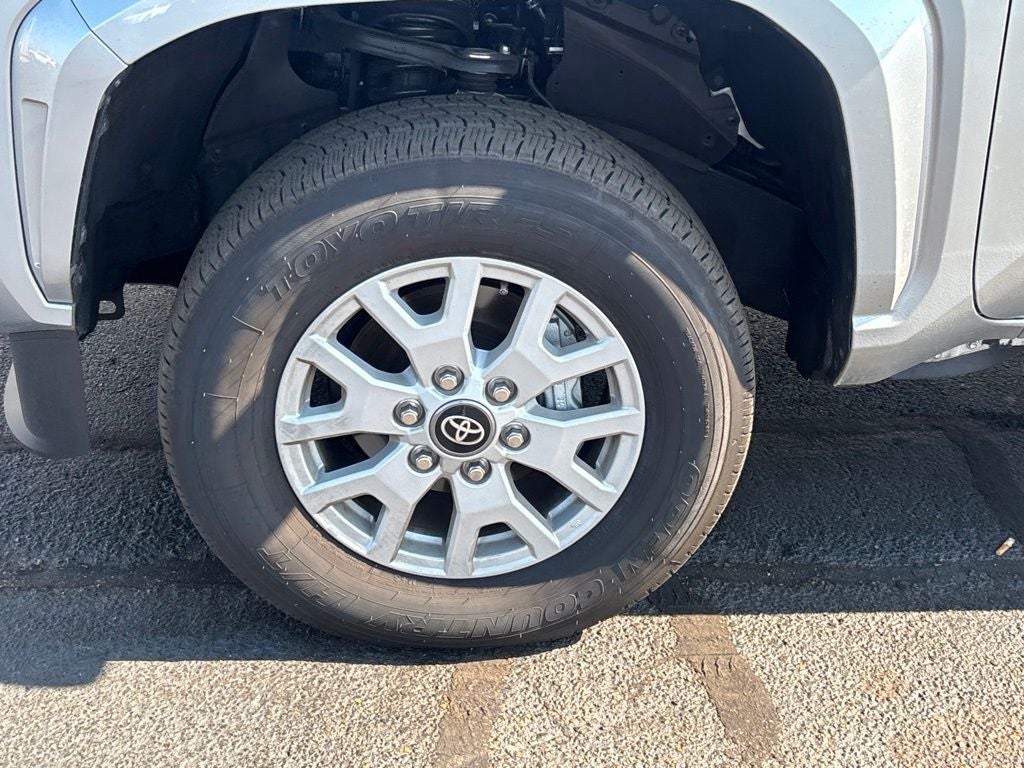 2025 Toyota Tacoma SR5