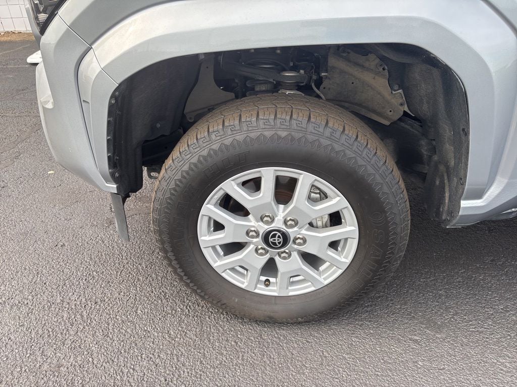 2025 Toyota Tacoma SR5