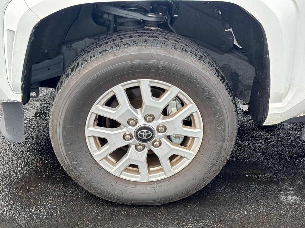 2025 Toyota Tacoma SR5