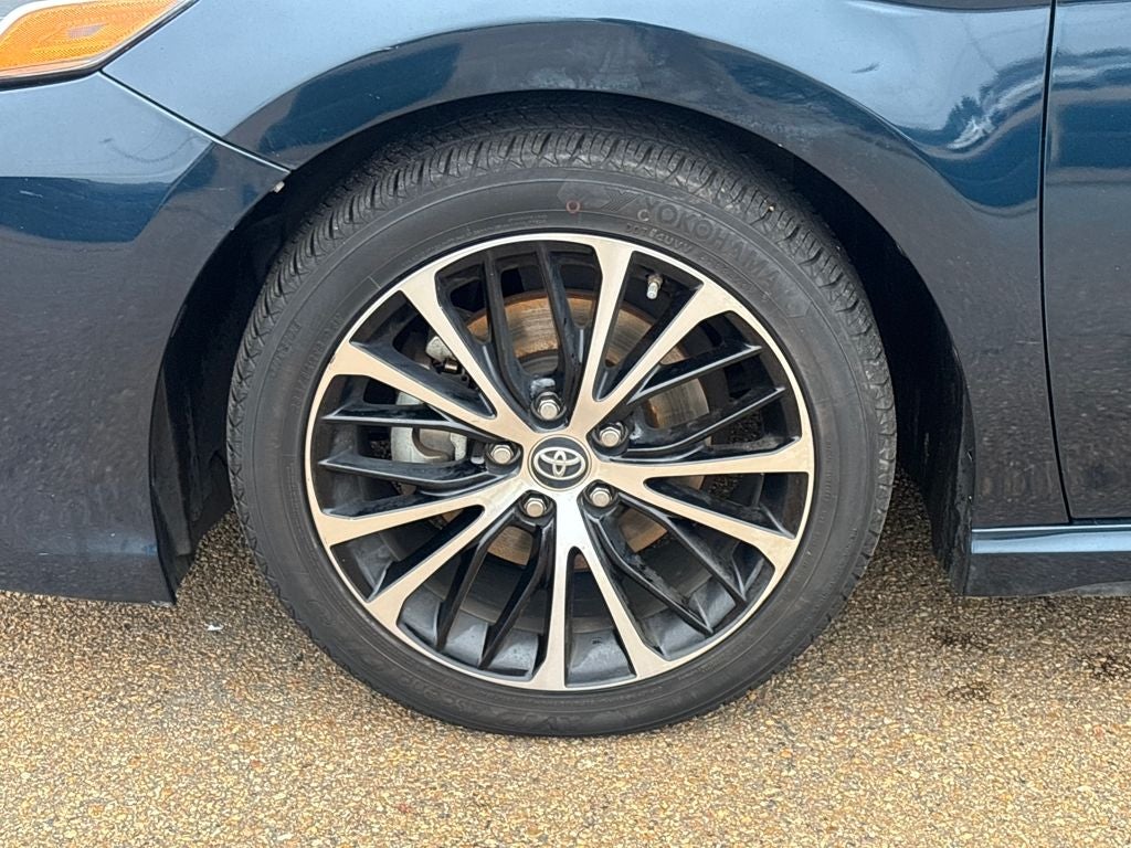 2019 Toyota Camry SE