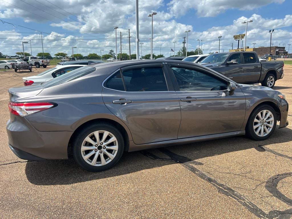 2019 Toyota Camry LE