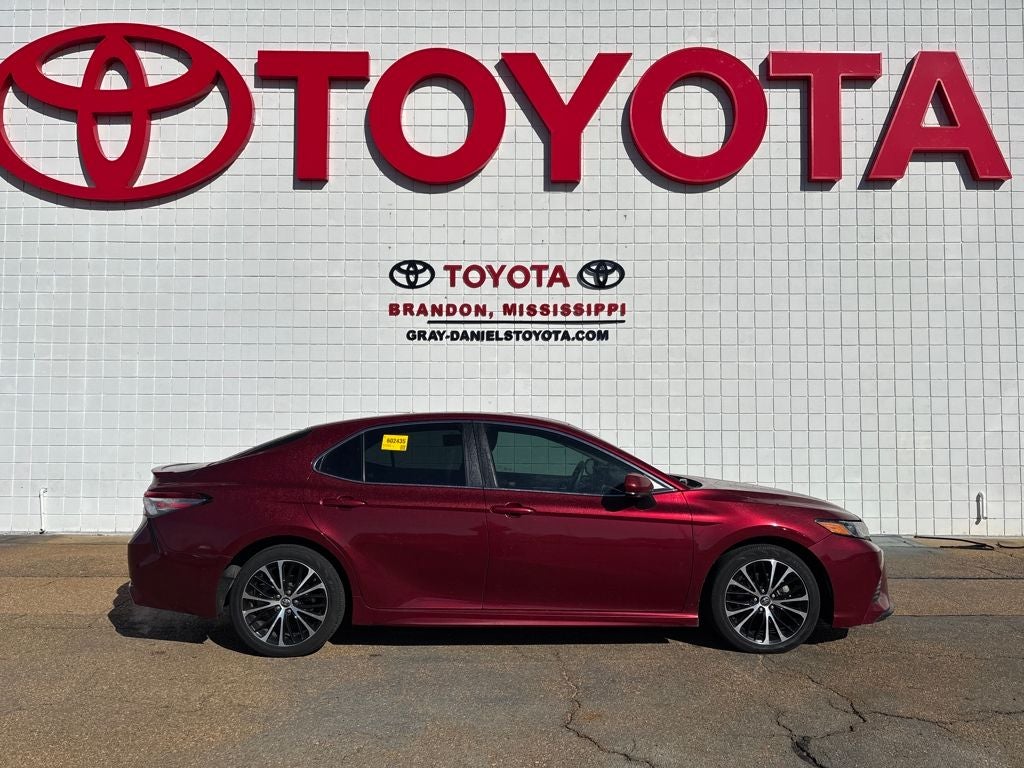 2018 Toyota Camry SE