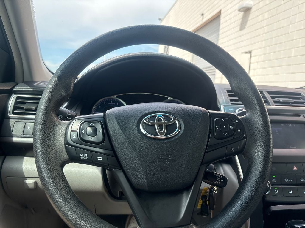 2017 Toyota Camry LE