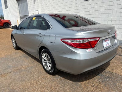 2017 Toyota Camry LE
