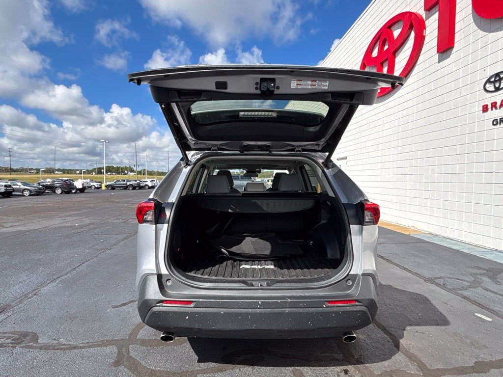 2021 Toyota RAV4 Hybrid XLE Premium
