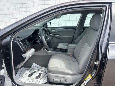 2016 Toyota Camry LE