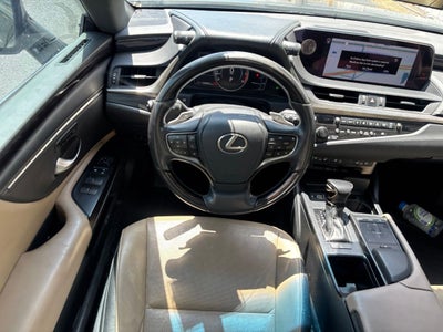 2019 Lexus ES 350