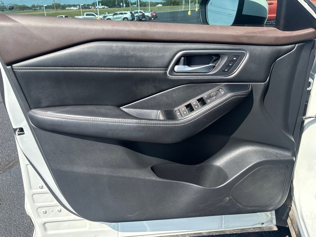2021 Nissan Rogue SL