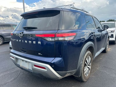 2023 Nissan Pathfinder SL