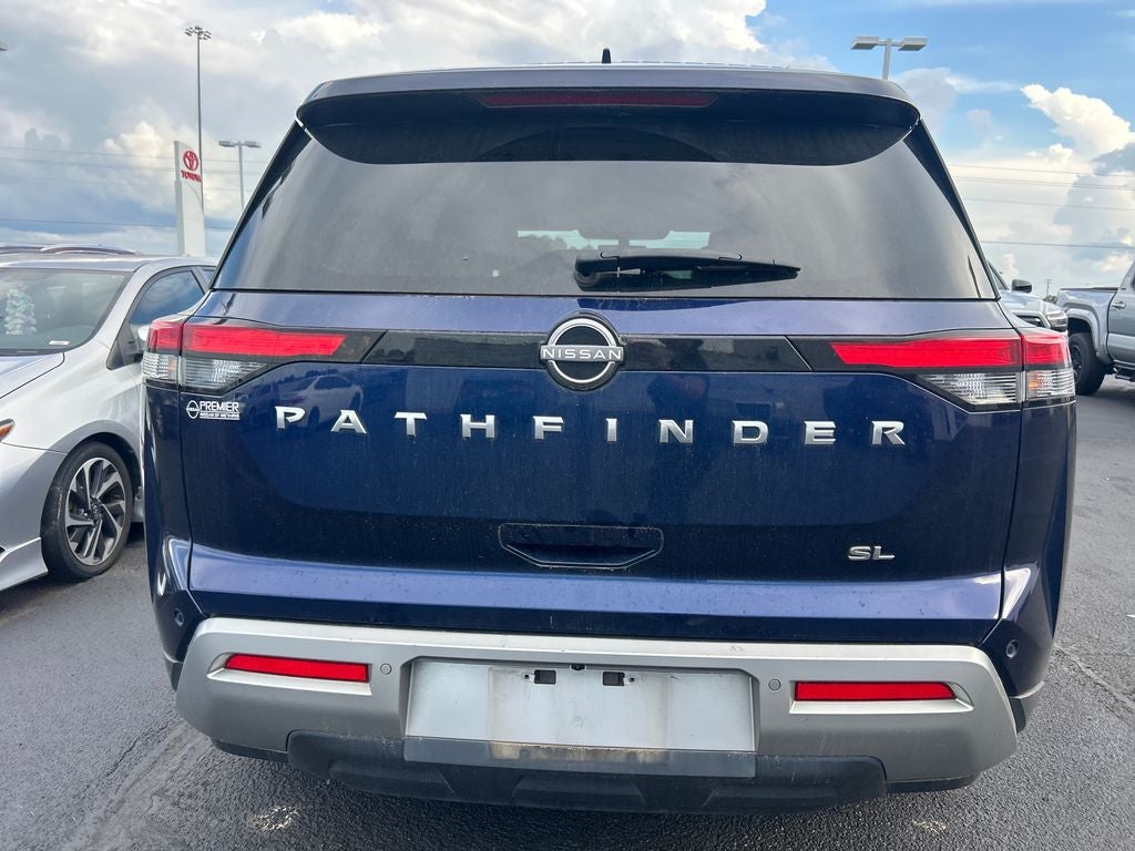 2023 Nissan Pathfinder SL