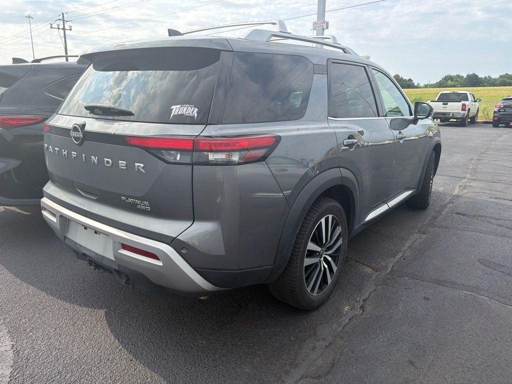 2023 Nissan Pathfinder Platinum