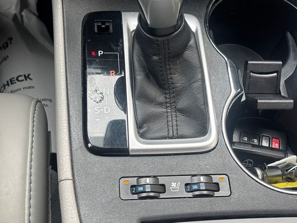 2018 Toyota Highlander Limited Platinum