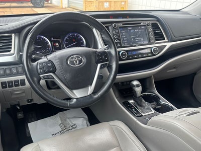 2018 Toyota Highlander Limited Platinum
