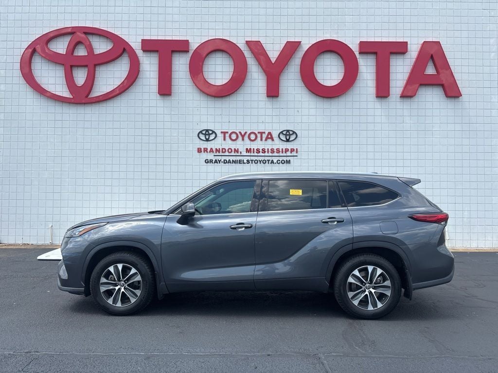 2020 Toyota Highlander XLE
