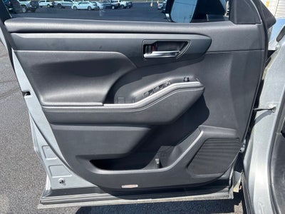 2024 Toyota Highlander XLE