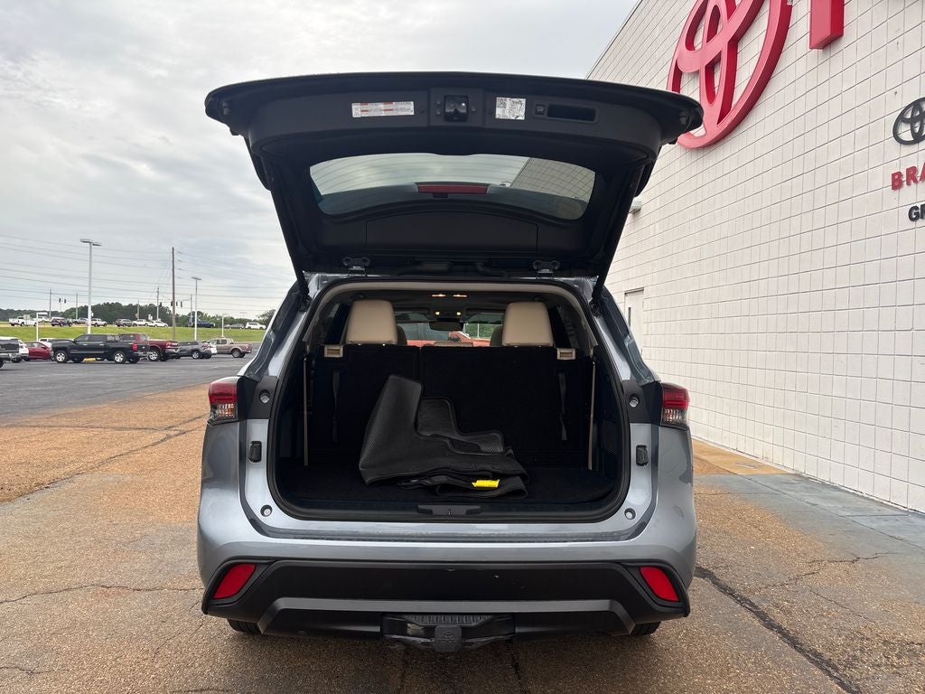 2024 Toyota Highlander XLE