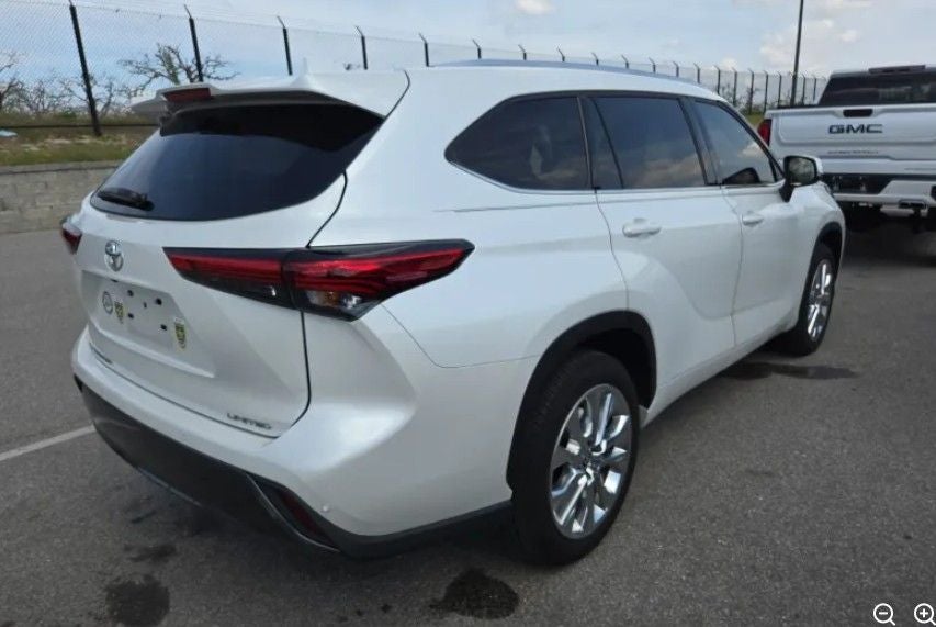 2023 Toyota Highlander Limited
