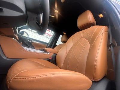 2025 Toyota Highlander Platinum