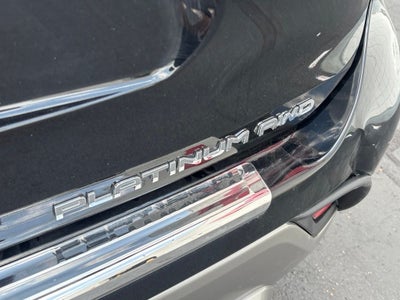 2025 Toyota Highlander Platinum