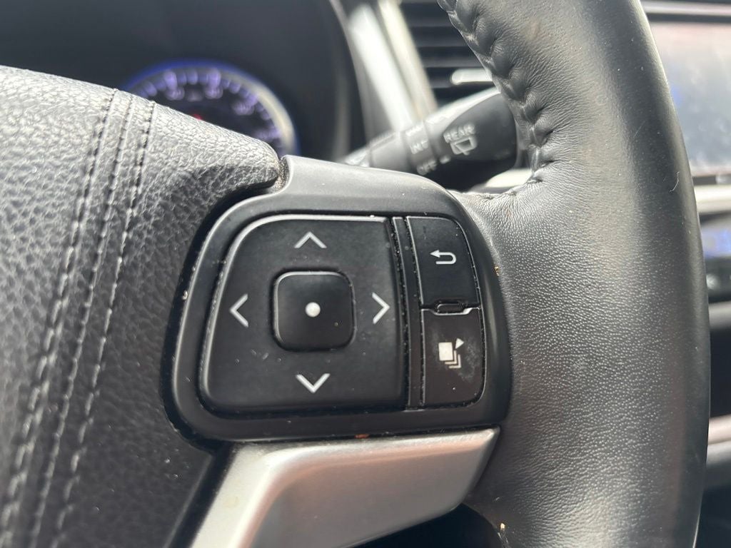 2016 Toyota Highlander XLE V6
