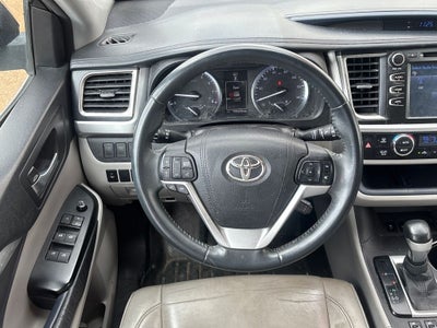 2016 Toyota Highlander XLE V6