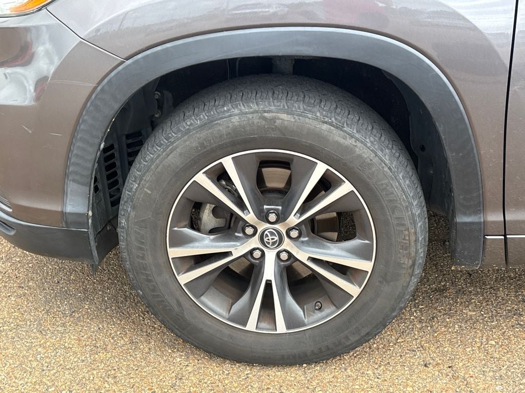 2016 Toyota Highlander XLE V6