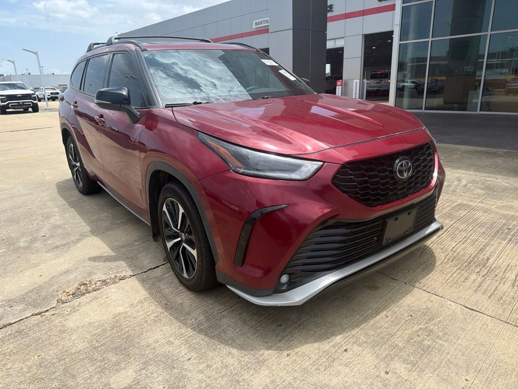 2022 Toyota Highlander XSE