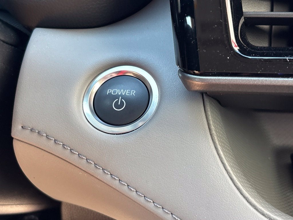 2026 Toyota Highlander Hybrid Limited