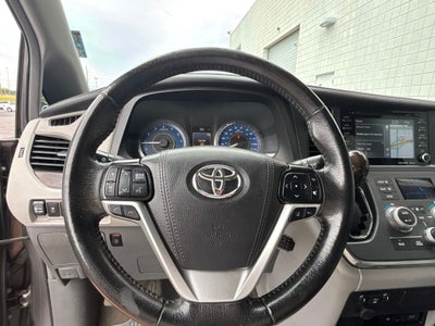 2019 Toyota Sienna XLE Premium 8 Passenger