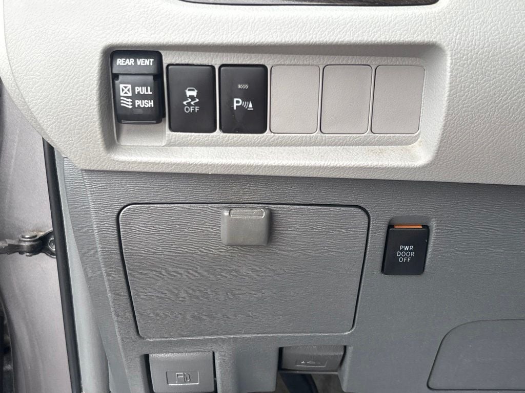 2019 Toyota Sienna XLE Premium 8 Passenger
