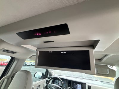 2019 Toyota Sienna XLE Premium 8 Passenger