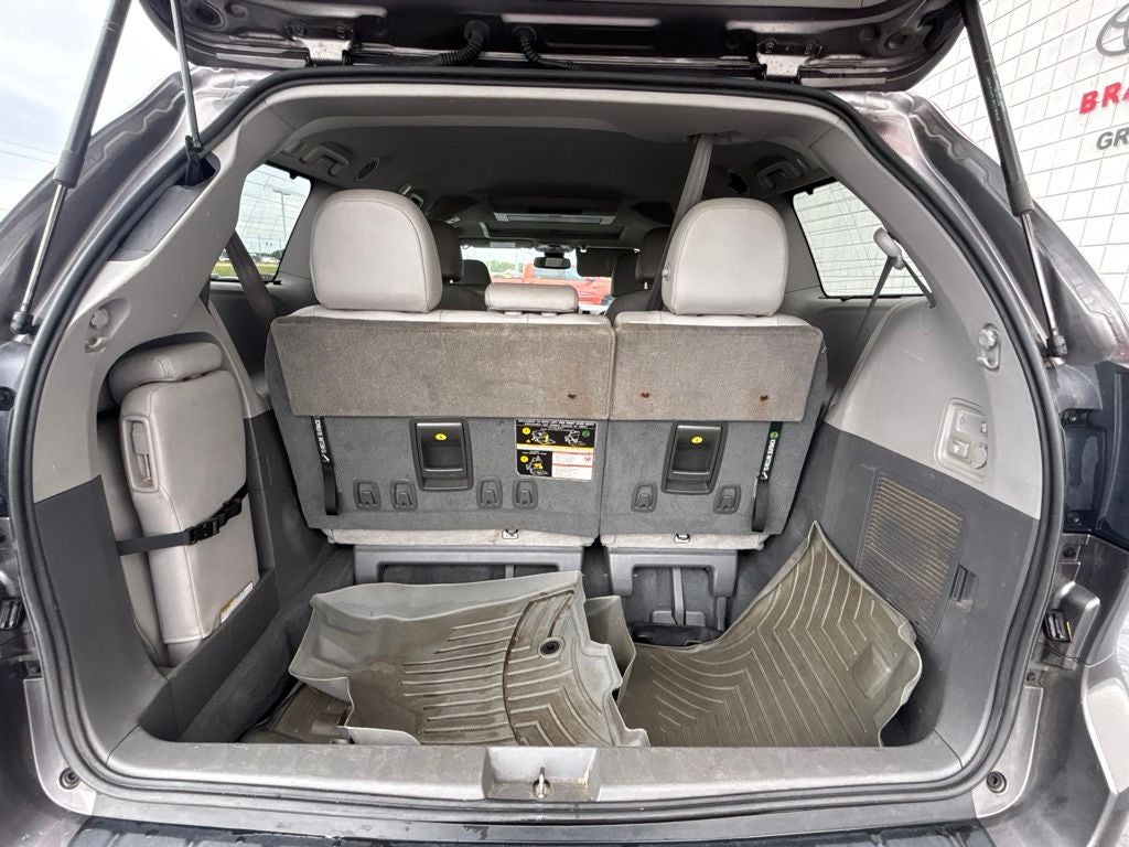 2019 Toyota Sienna XLE Premium 8 Passenger