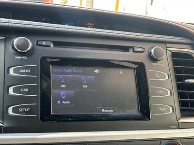 2016 Toyota Highlander LE