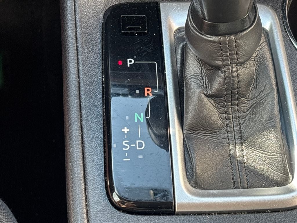 2016 Toyota Highlander LE