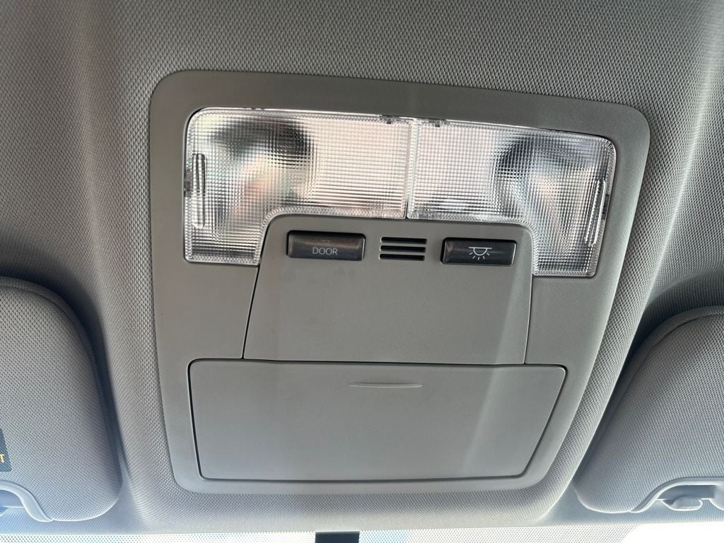 2016 Toyota Highlander LE