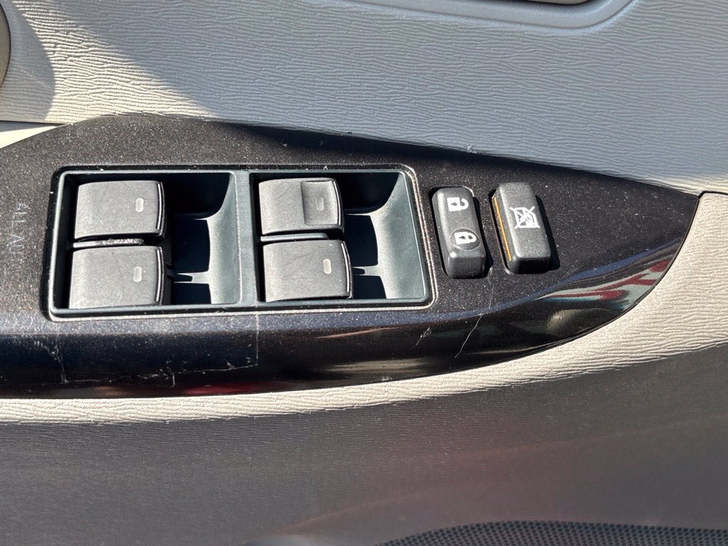 2014 Toyota Sienna L 7 Passenger