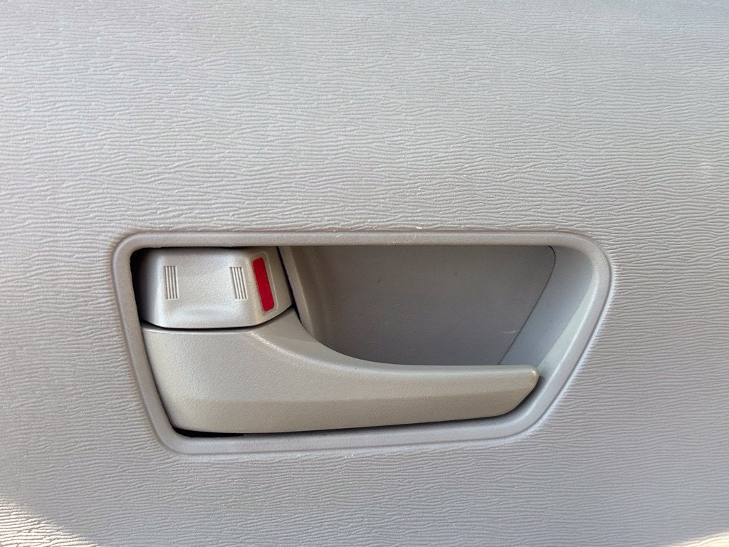 2014 Toyota Sienna L 7 Passenger