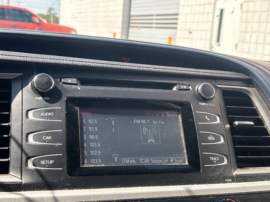 2017 Toyota Highlander LE